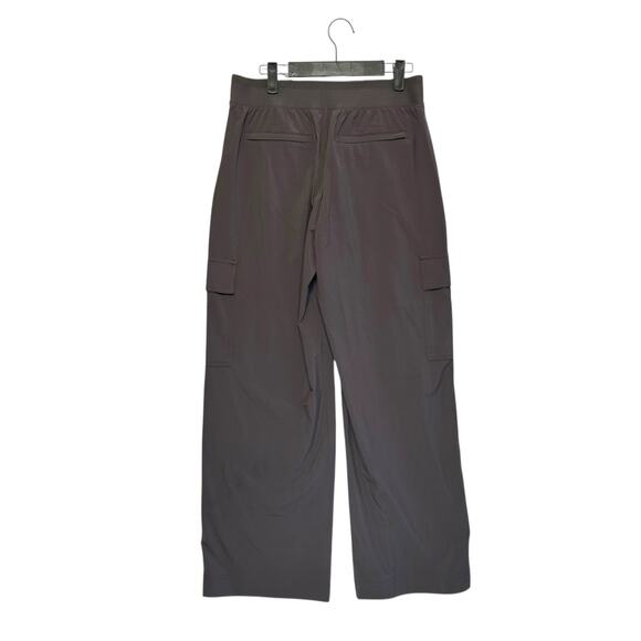 Athleta Brooklyn Heights Cargo Pants NWT Women's Sz 6 Plum Athleisure Casual - Picture 3 of 8